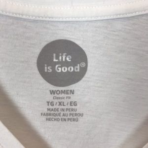 Life Is Good Tops - Life is Good Lotus Graphic Tee Life Is Good Tops - Life is Good Lotus Graphic Tee